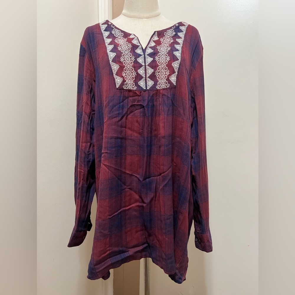 Natural Reflections Womens 1X Burgundy V Neck Long Sleeve Plaid Tunic Top